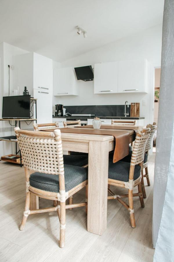 Trendy Aan Visvijver Chalet Hamme